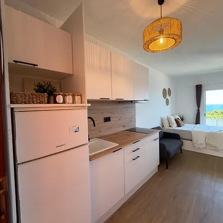 La Kai - Sunrise Studio
